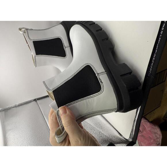 Timberland Women's White Greyfield Chelsea Combat Boots 5.5 - Picture 8 of 11